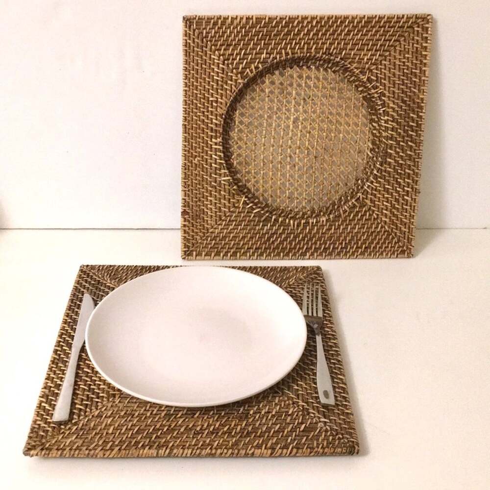 Home decor place plate rattan bohemian EUC set 4